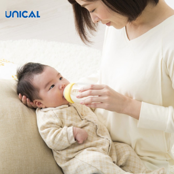 Ngừng cho con bú từ 6-12 tháng để giảm gánh nặng canxi cho mẹ