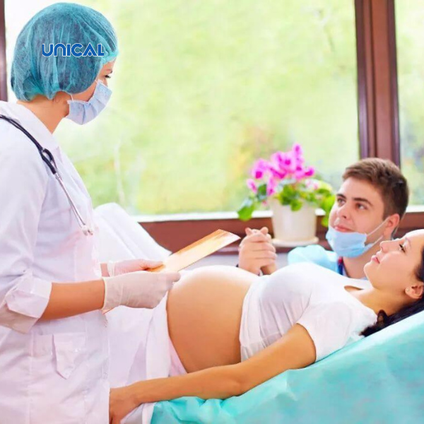 Uống canxi 3 tháng cuối có thể giúp mẹ bầu giảm nguy cơ băng huyết khi sinh